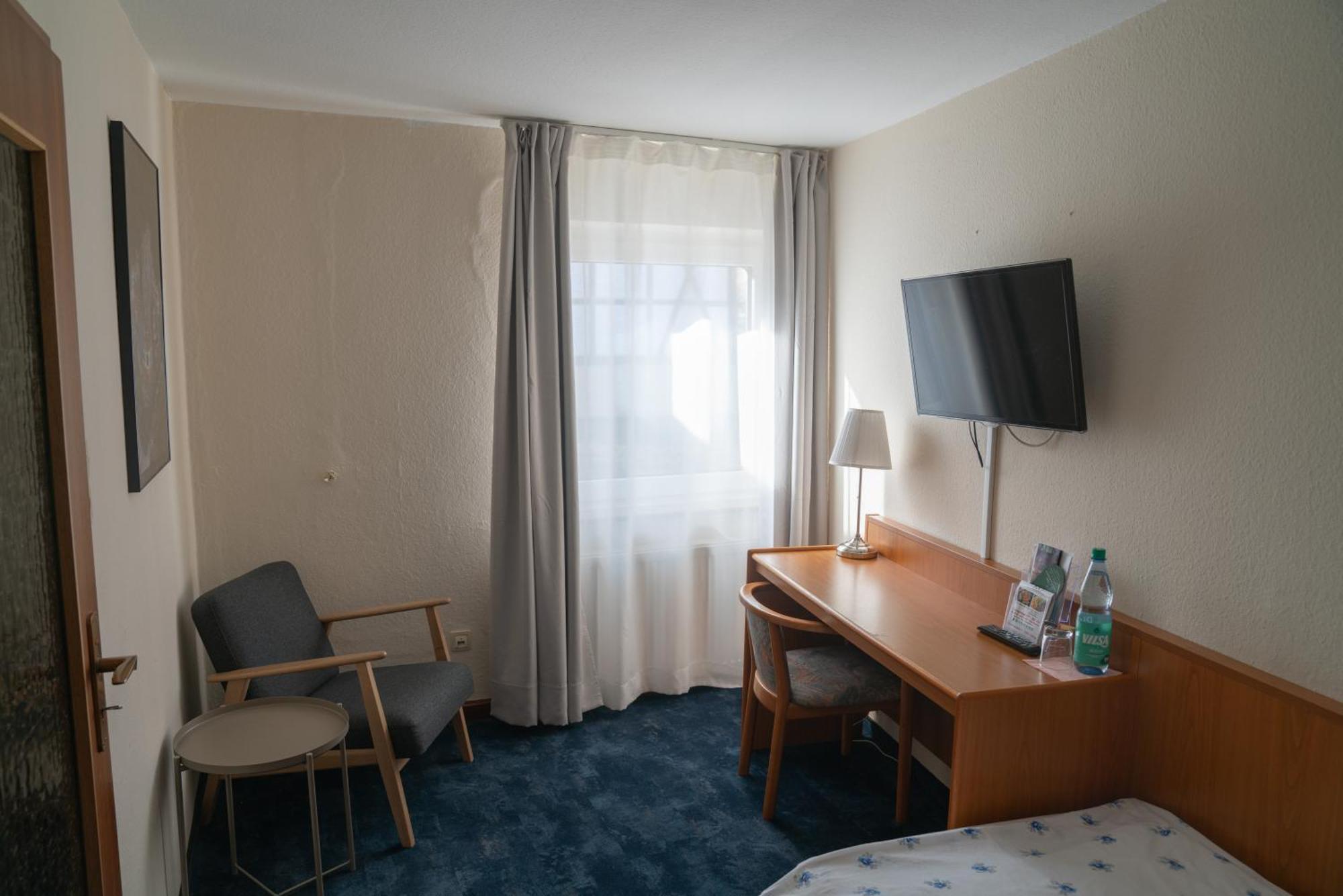 Hotel Zum Grafen Hallermunt Springe Exterior foto